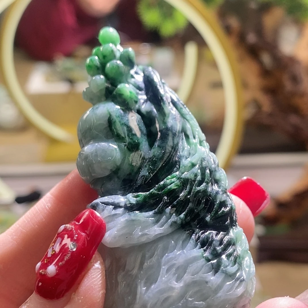 【闪购商品】翡翠颈饰未镶嵌熊猫