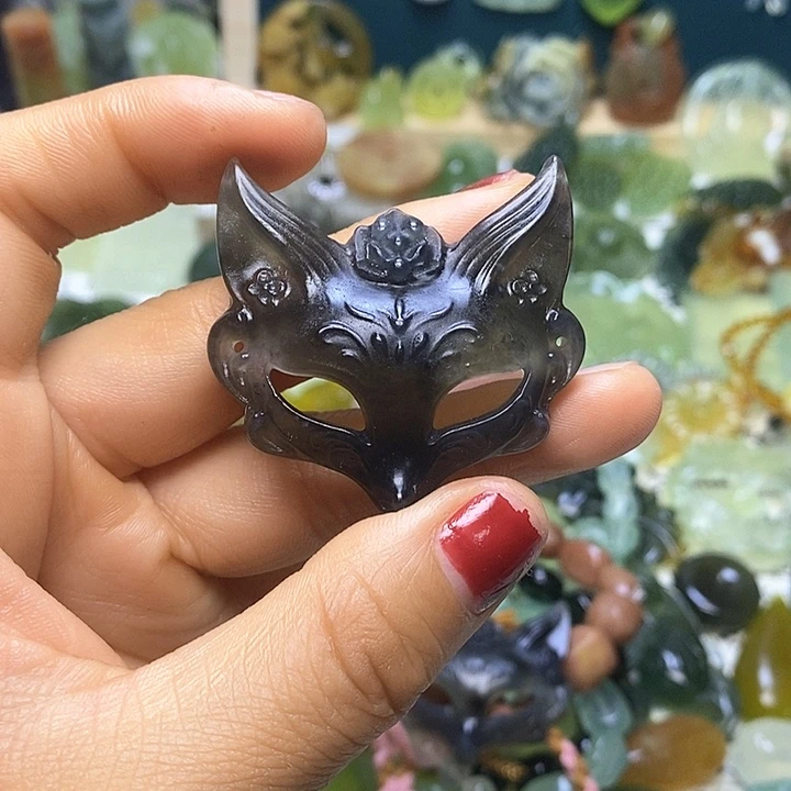 蛇纹石玉未镶嵌颈饰灰*儿
