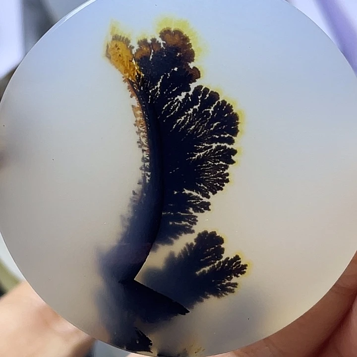 2***珠未镶嵌颈饰玛瑙/玉髓