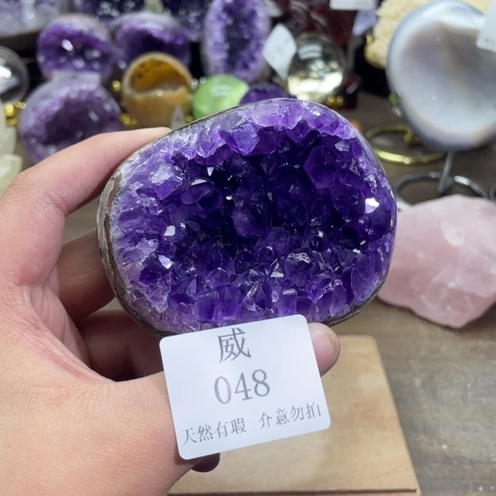 未镶嵌水晶珠宝半成品