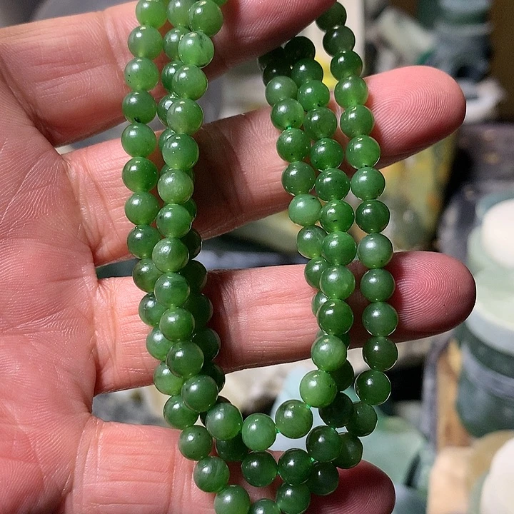 颈饰未镶嵌和田玉（糖玉）