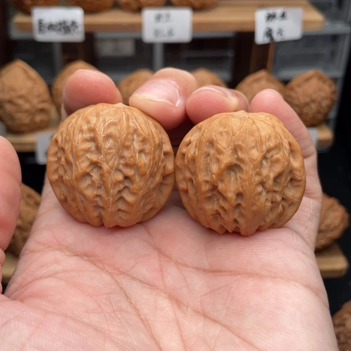 把件文玩核桃野生魔方36