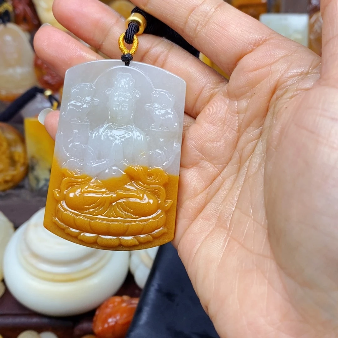 石英质玉（黄龙玉）颈饰未镶嵌