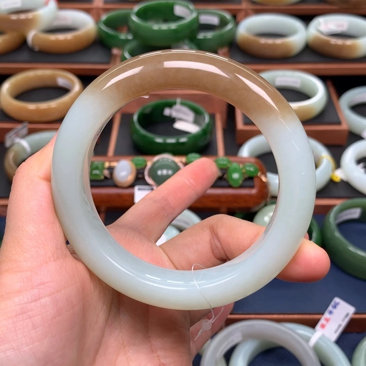 和田玉手镯6162圈口未镶嵌