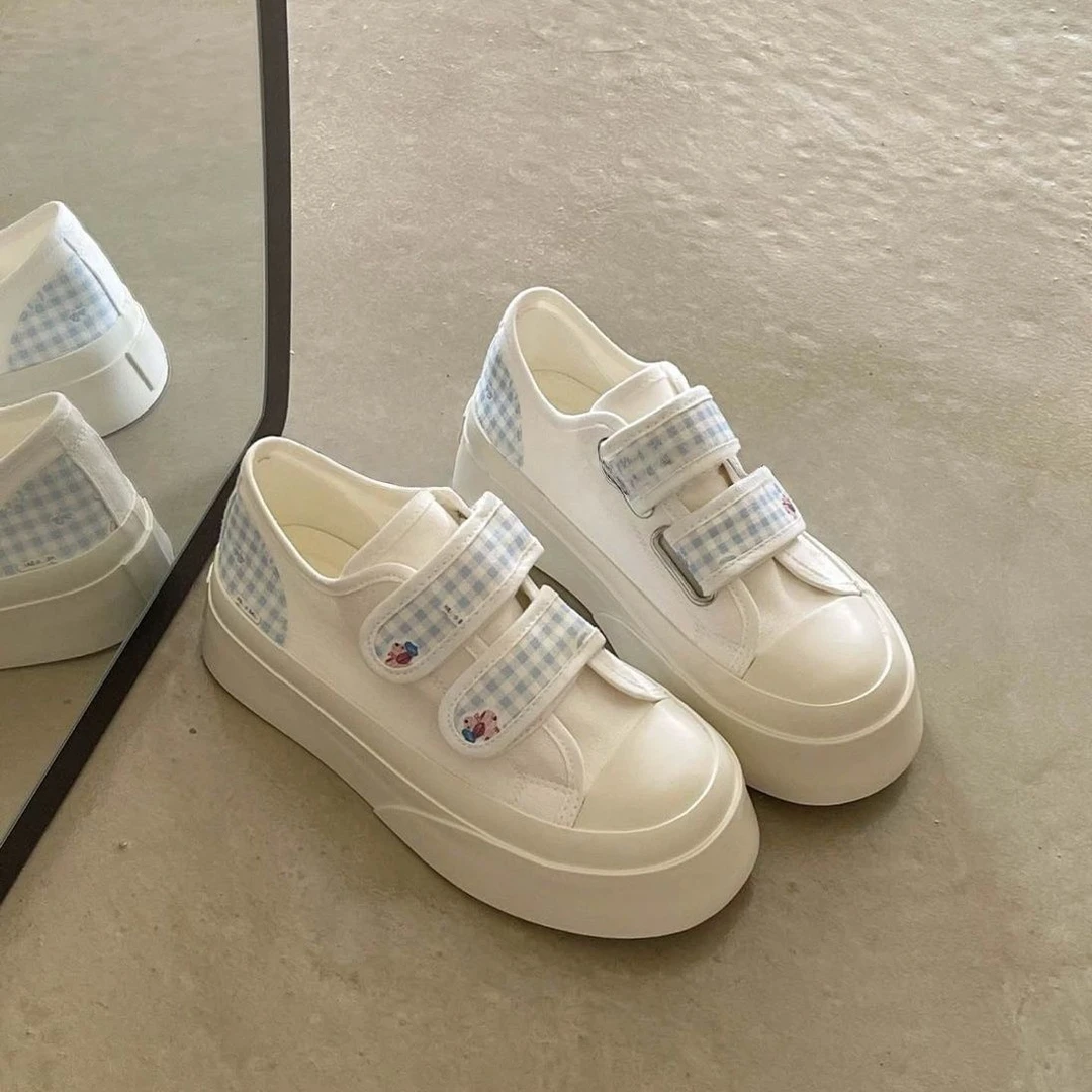 夏季薄款透气厚底帆布鞋女款2025新款学院风魔术贴小白鞋休闲板鞋