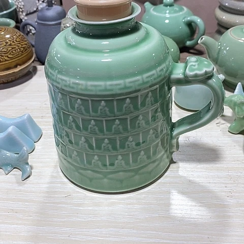 瓶民**镇龙泉青瓷龙泉青瓷