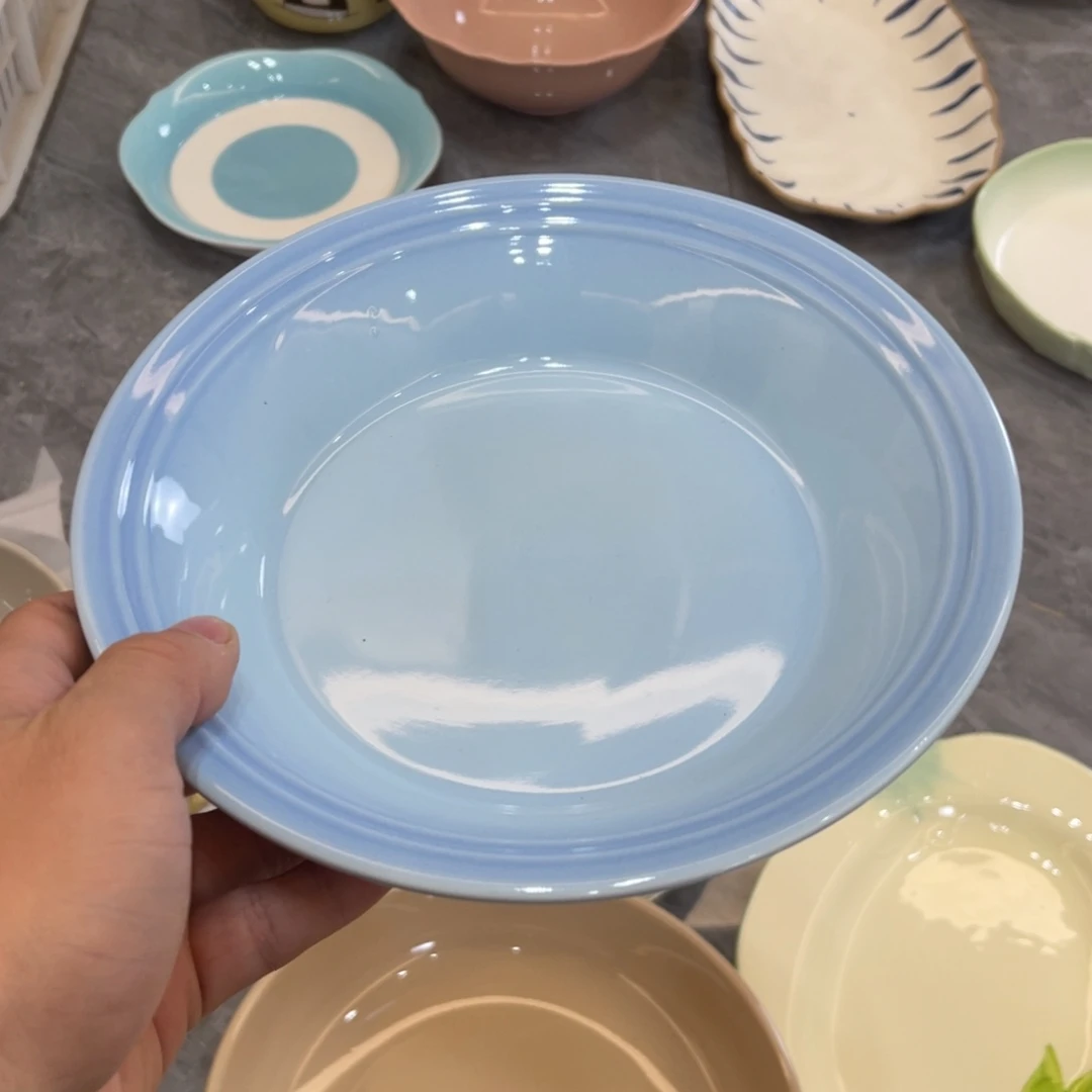 陶瓷微瑕餐具介意勿拍，满18飞！