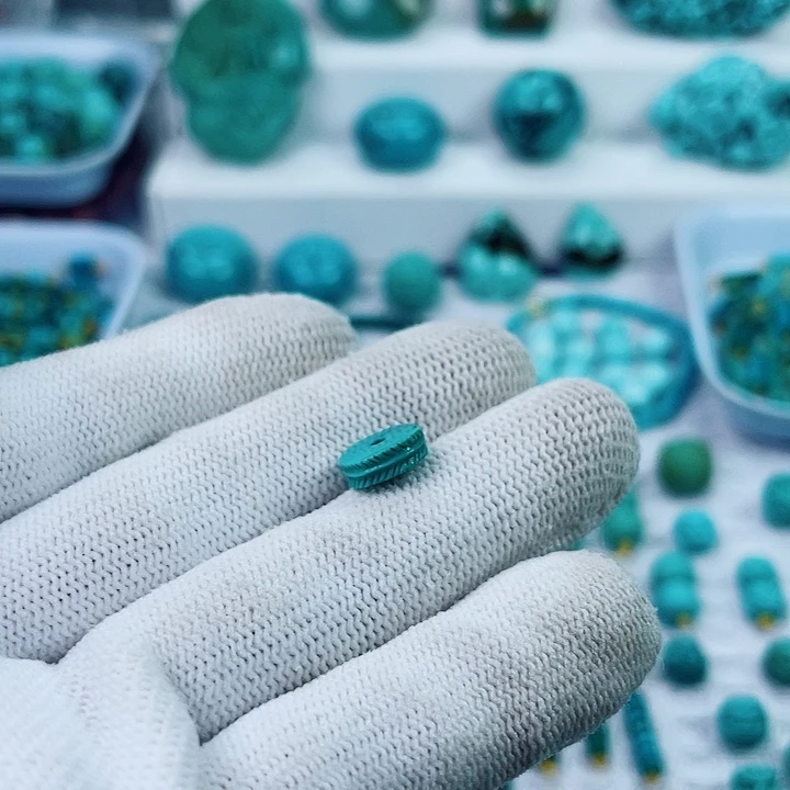 未镶嵌绿松石珠宝奇石