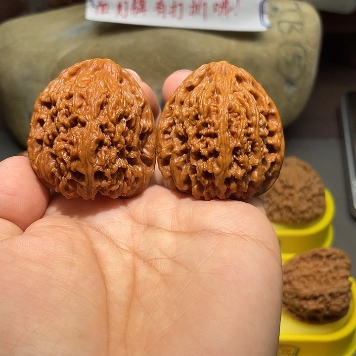 把件文玩核桃17号，41尺全品高桩南疆石