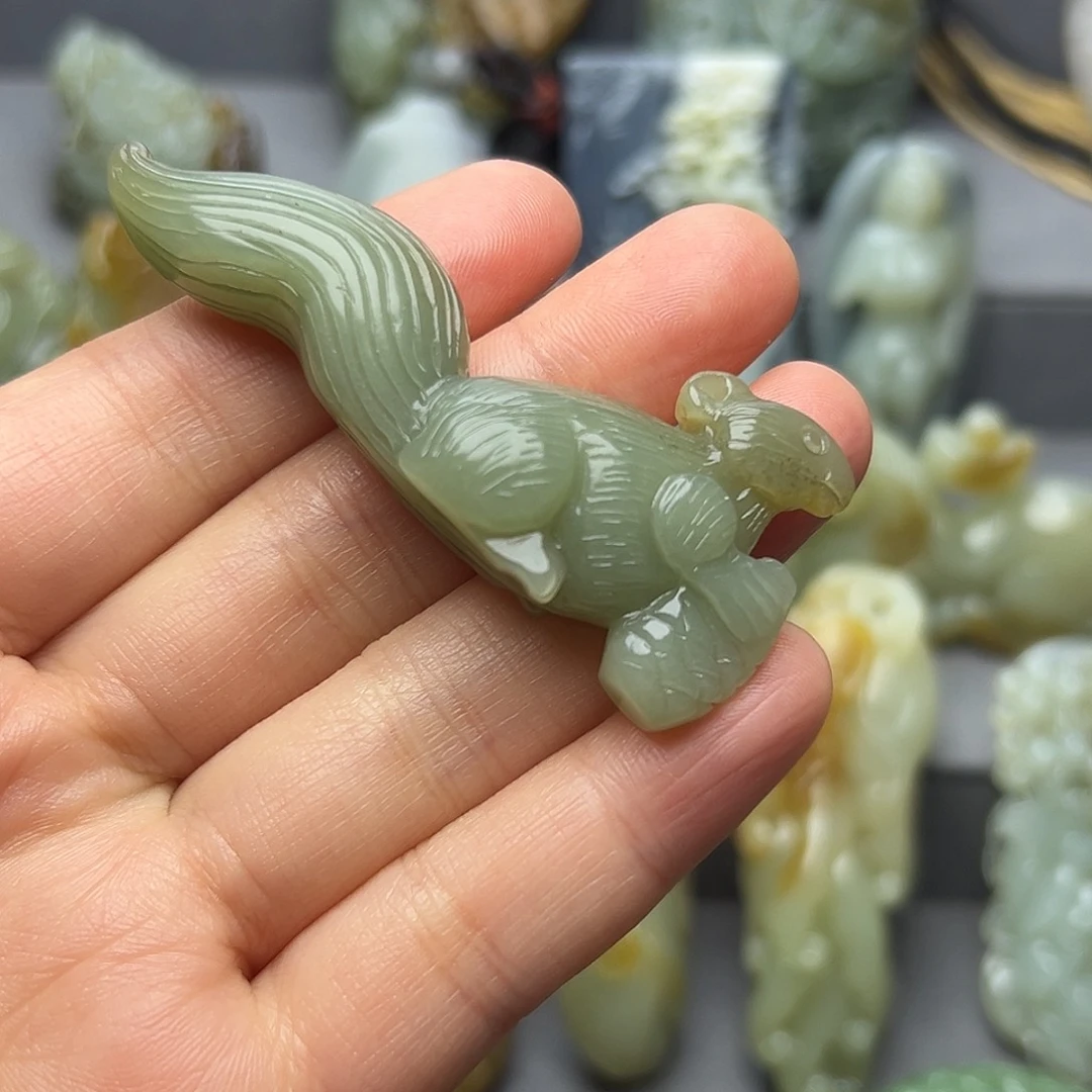 和田玉未镶嵌挂件