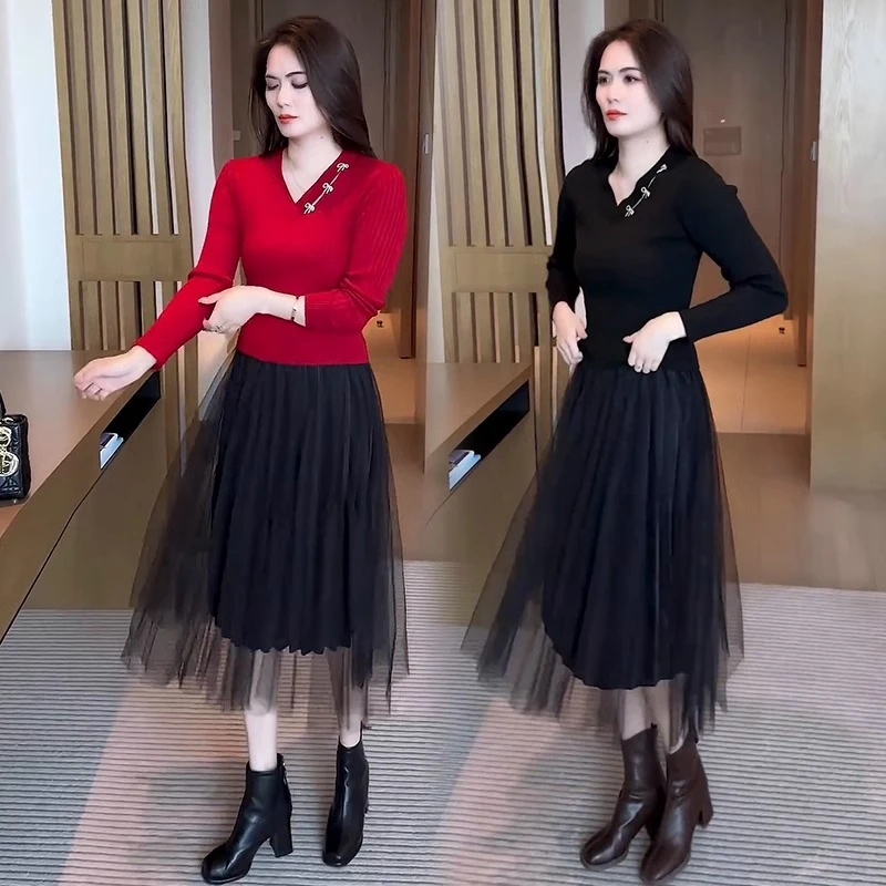V领针织连衣裙女春秋季2025新款时尚气质减龄假两件拼接网纱裙子