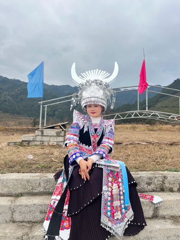 新款少数民族苗族头饰全围帽演出大型活动表演展都可佩戴