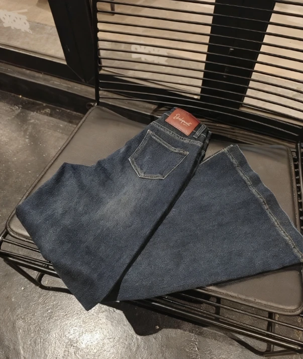 早秋赛络纺弹力黛蓝色2025新款高腰阔腿喇叭裤时尚遮肉牛仔裤