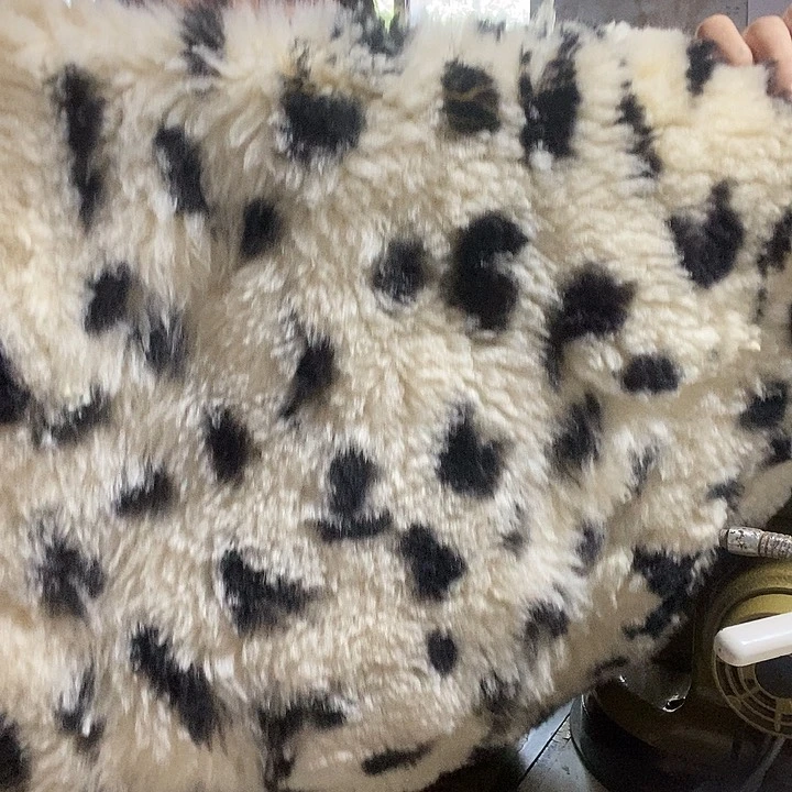 美*的奶牛加厚毯子瑕疵品介意勿拍