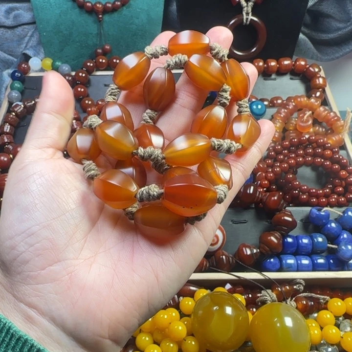 未镶嵌颈饰玛瑙/玉髓