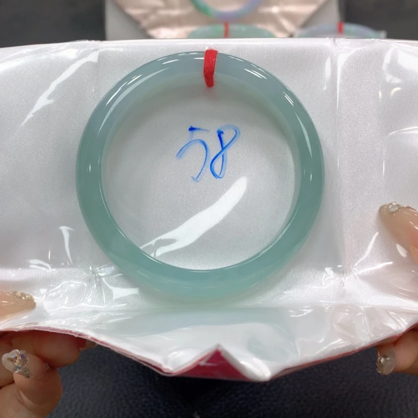 【闪购商品】翡翠手镯未镶嵌过**7翡翠