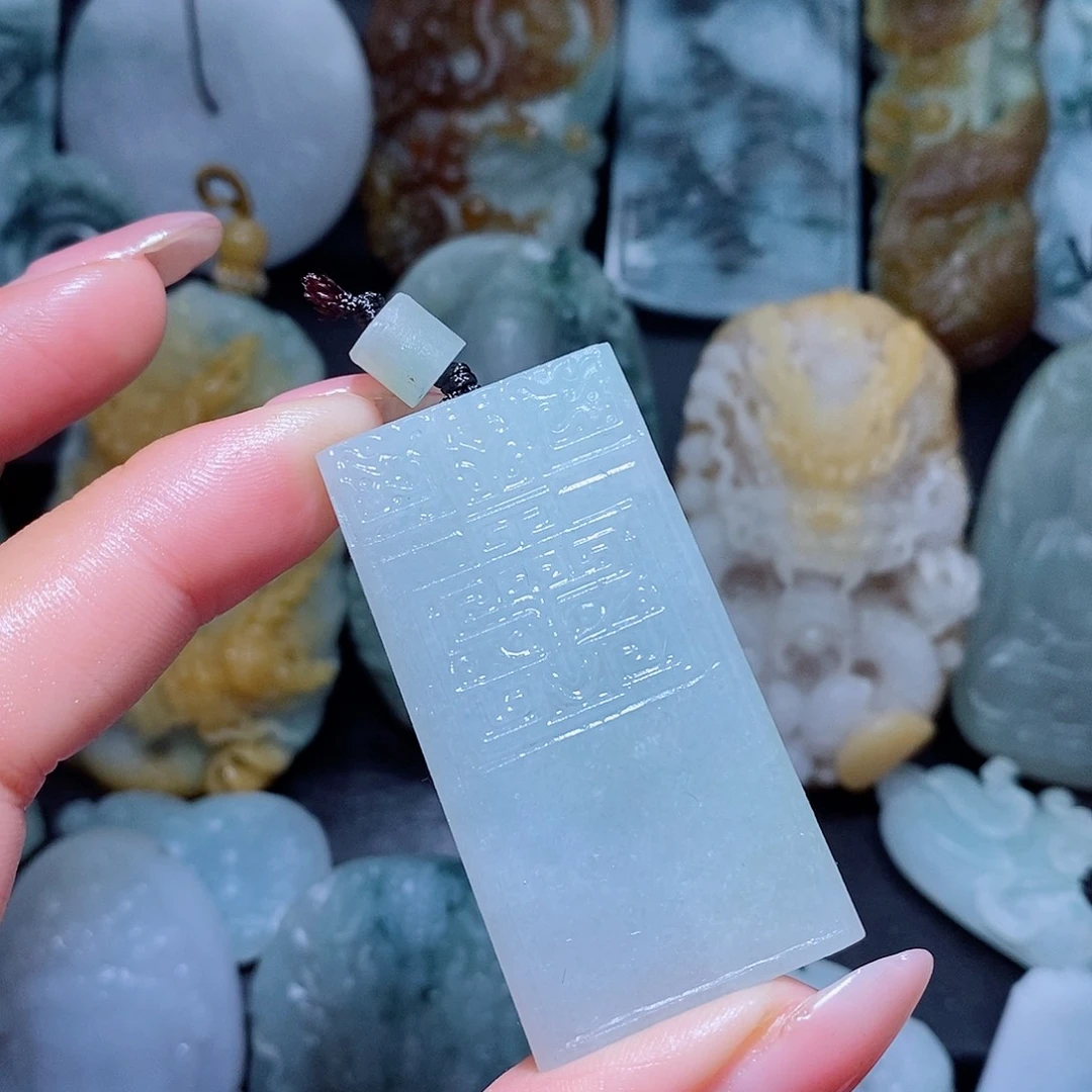 定制翡翠未镶嵌翡翠