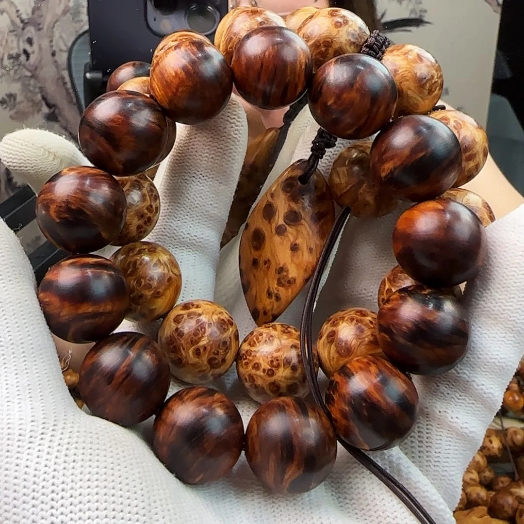 柏木（崖柏）手串/手链?太行崖柏1.8瘤疤爆满山水纹