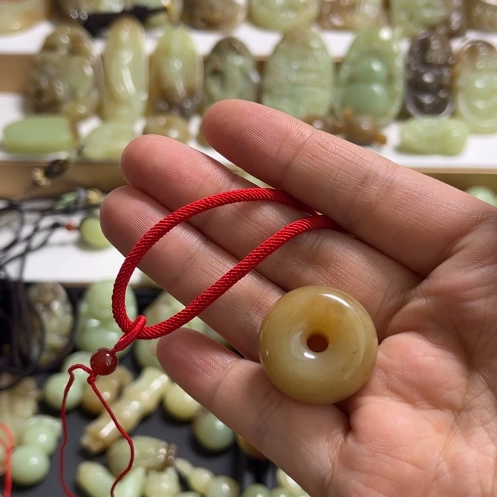 和田玉挂件未镶嵌虎****g