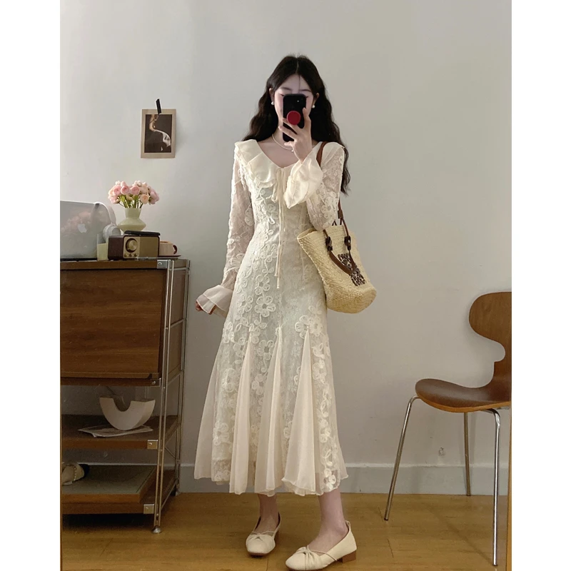 大码女装胖mm气质温柔风杏色长袖连衣裙春夏新款超仙法式鱼尾裙