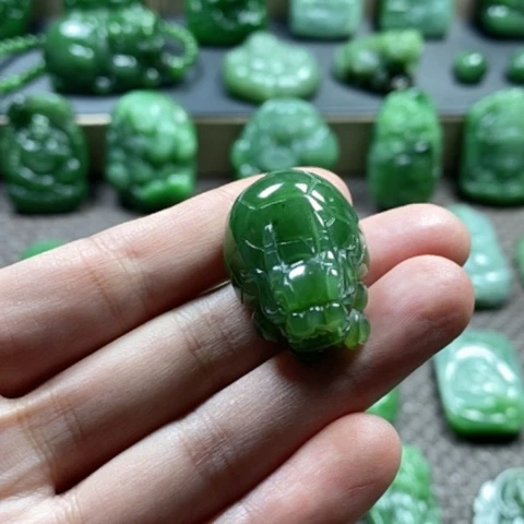 【闪购商品】颈饰未镶嵌和田玉