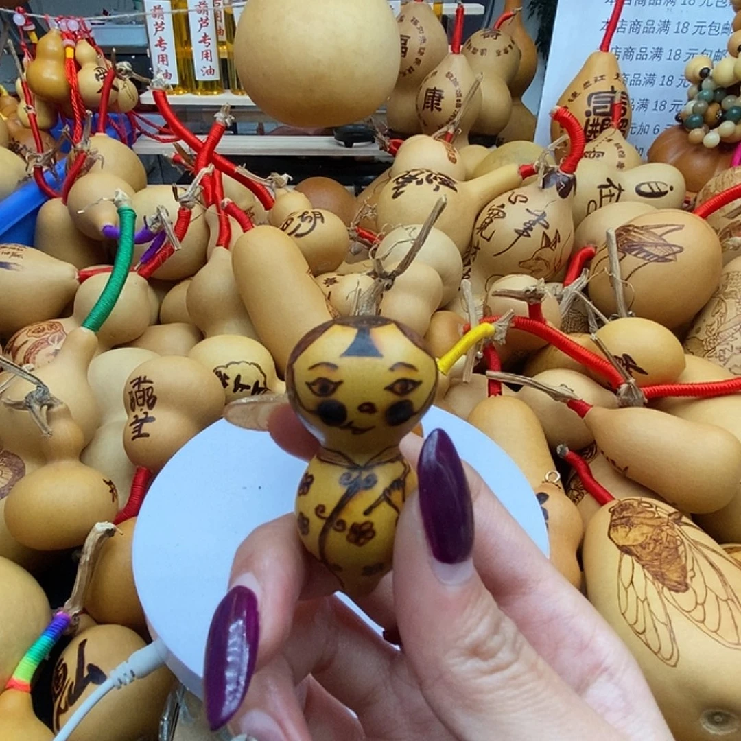 ****哥香榧木葫芦工艺品