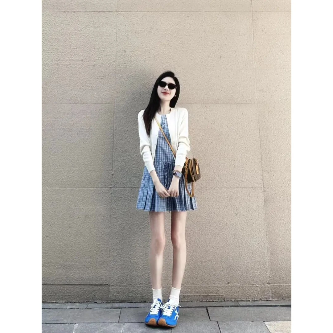 五一旅游出街衣服薄款针织开外搭格子宽松显瘦百褶连衣短裙两件套