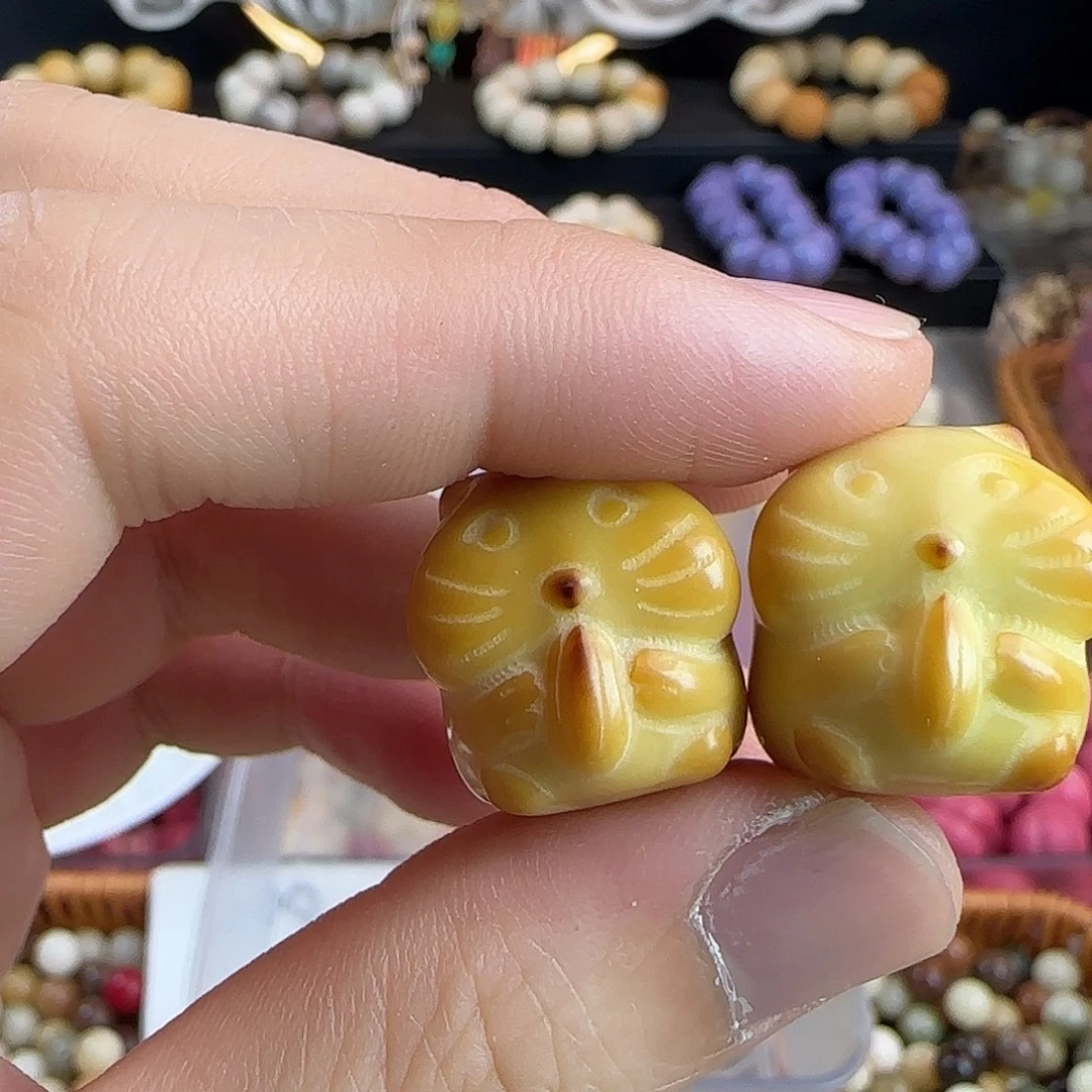 菩提根/象牙果手串微瑕疵炭烤仓鼠6颗