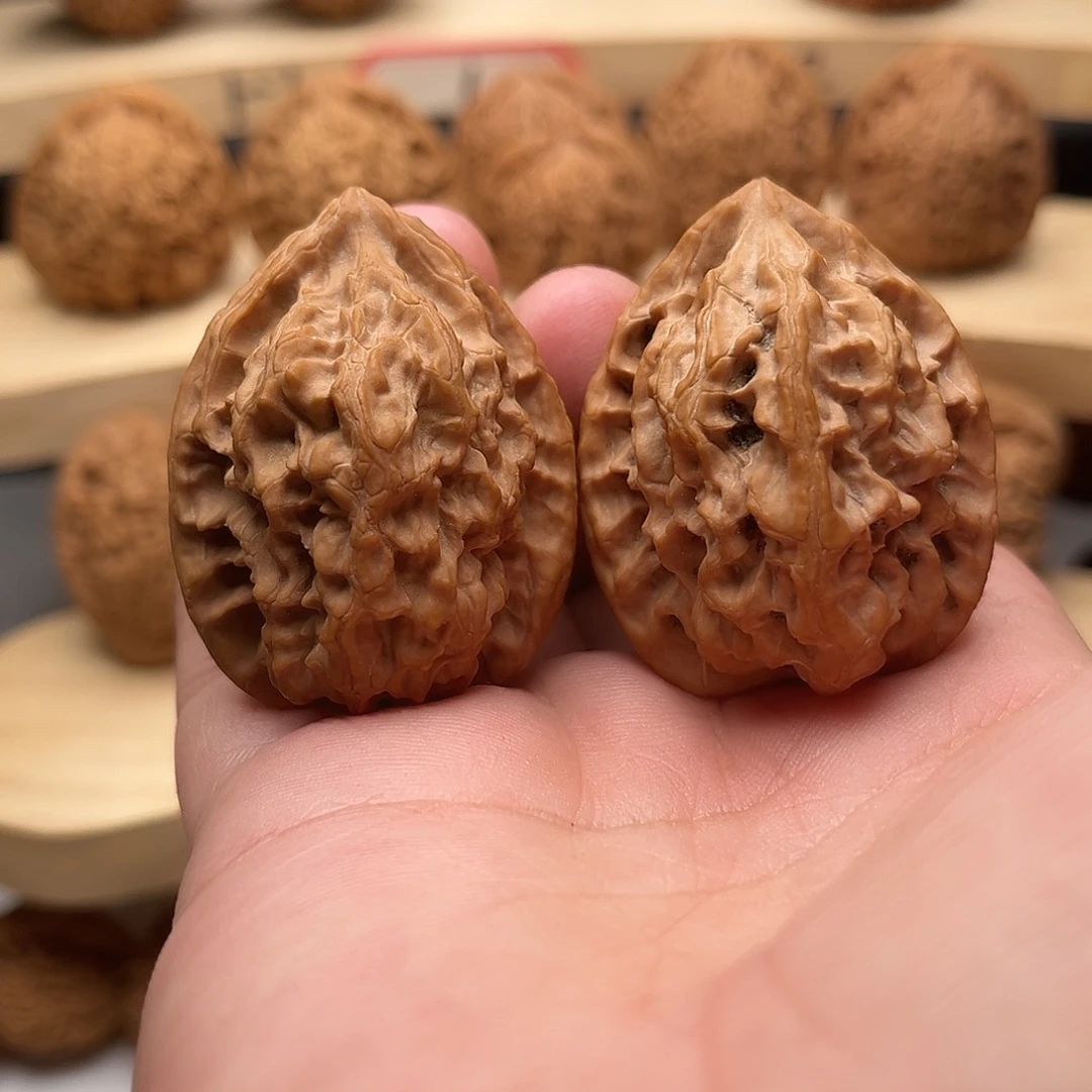 ****品文玩核桃吊坠十三鸡