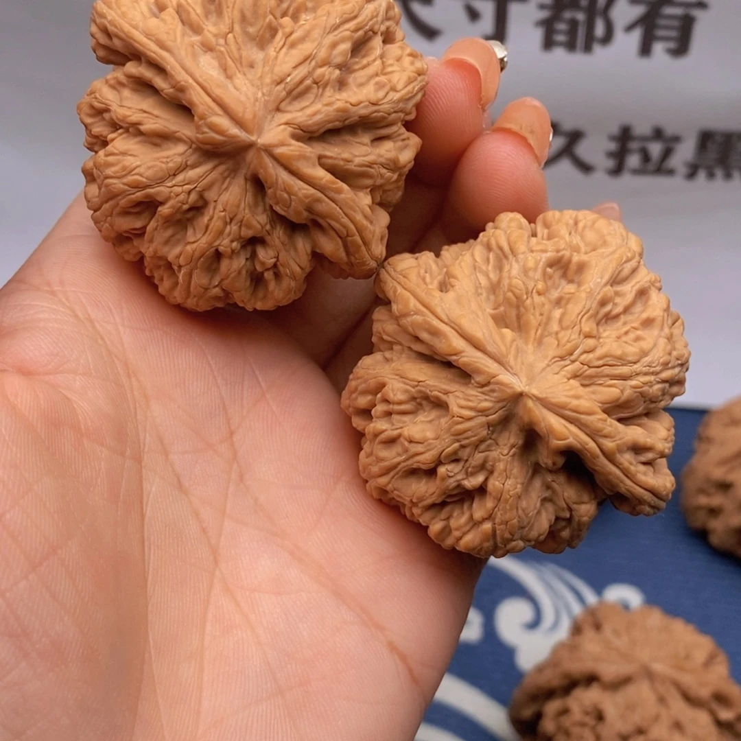 多***亿文玩核桃吊坠不退换货