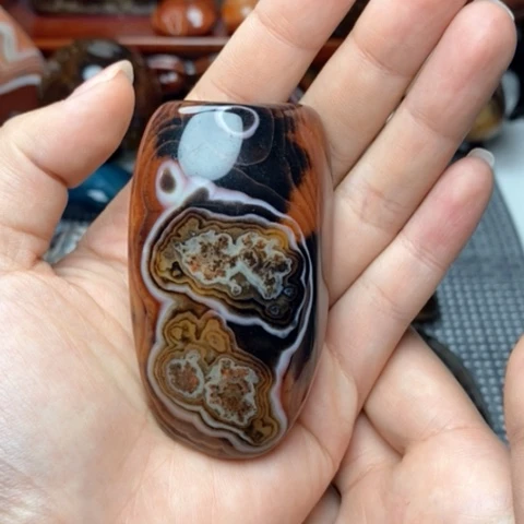 未镶嵌玛瑙/玉髓珠宝奇石