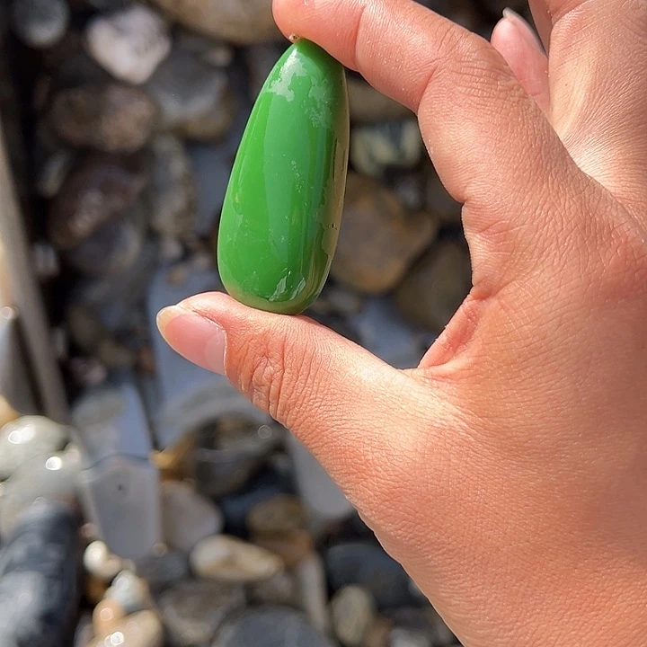 和田玉（糖玉）未镶嵌挂件