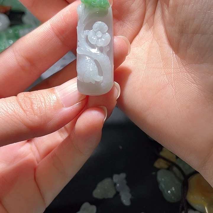 颈饰未镶嵌翡翠天