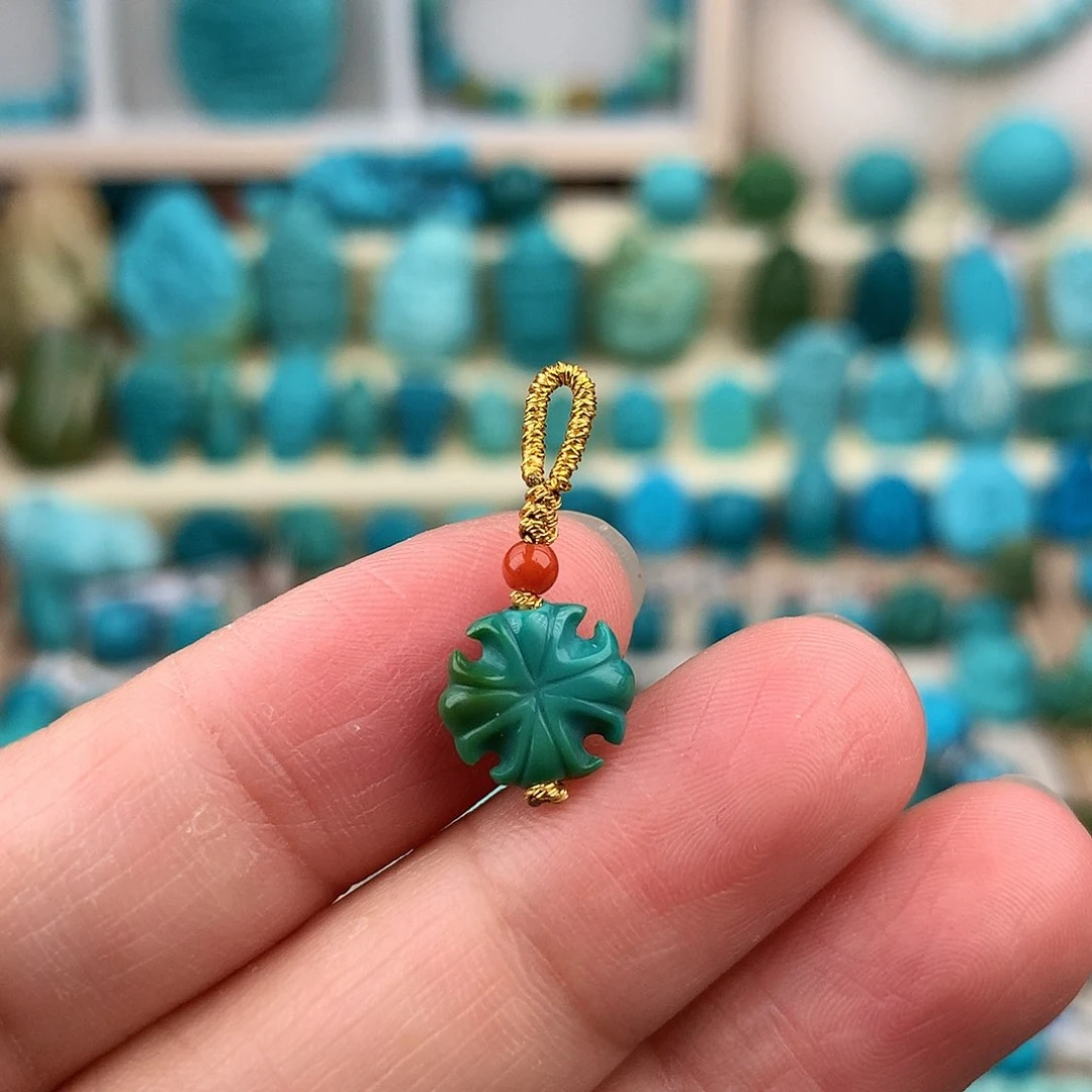 未镶嵌绿松石珠宝奇石