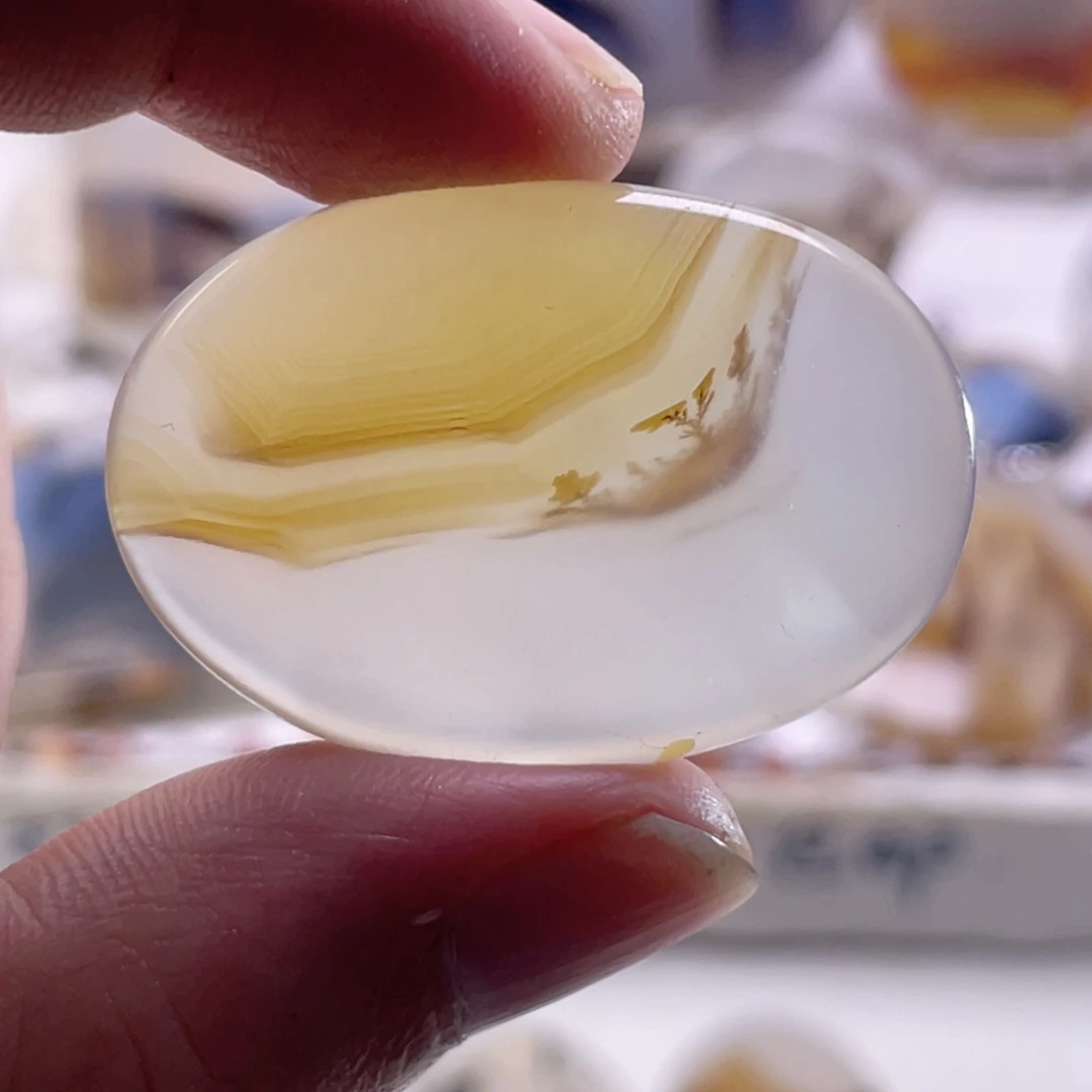 玛瑙/玉髓未镶嵌珠宝奇石