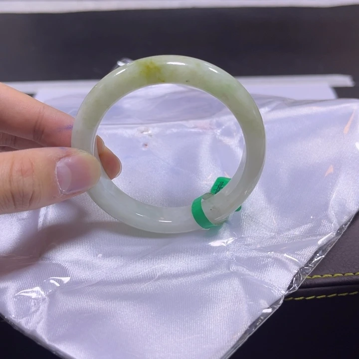 翡翠手镯未镶嵌天然A货翡翠缅料手镯多样性发货团购发一件