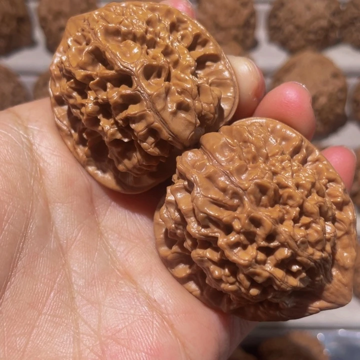 【闪购商品】文玩核桃吊坠民***社官帽