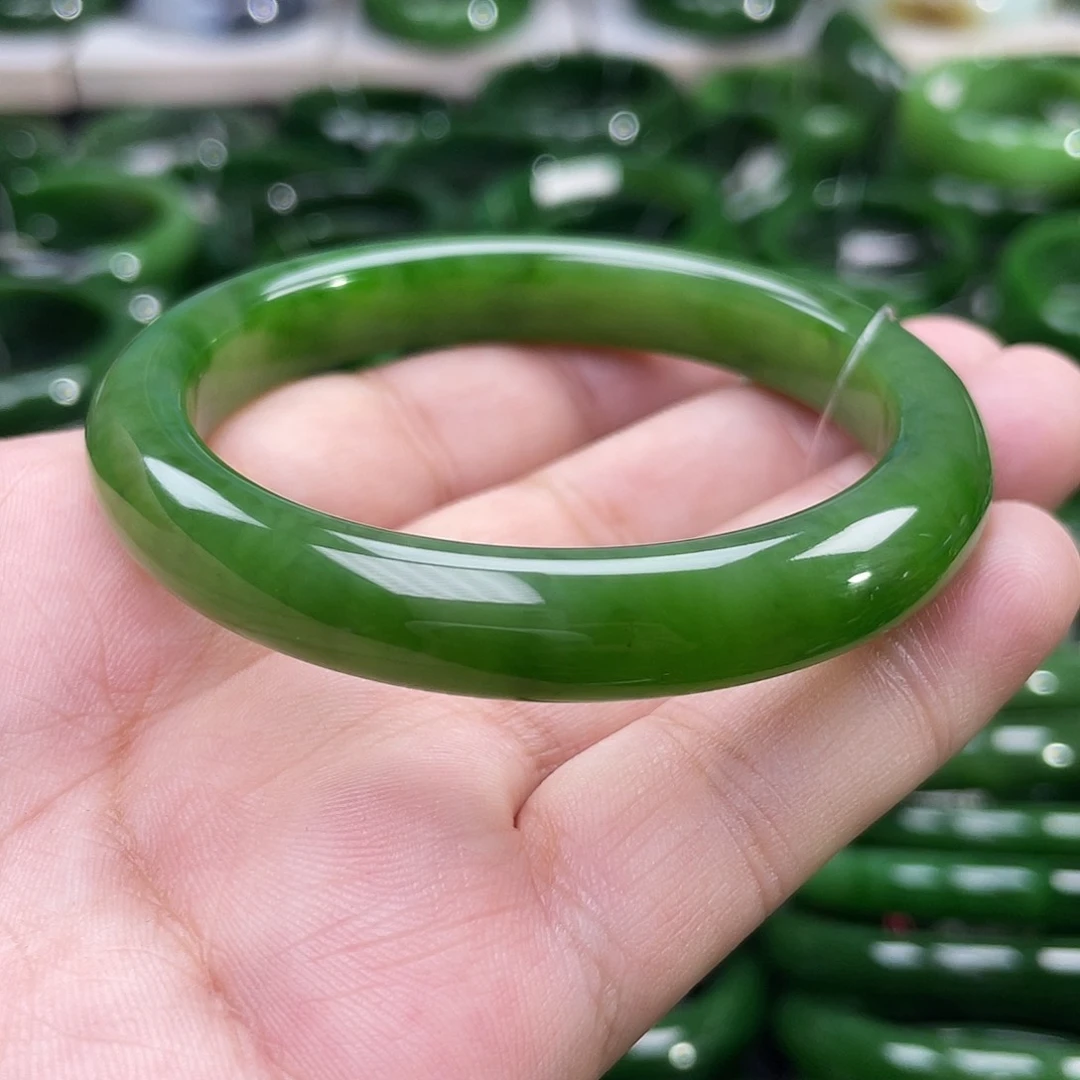 未镶嵌手镯和田玉（碧玉）