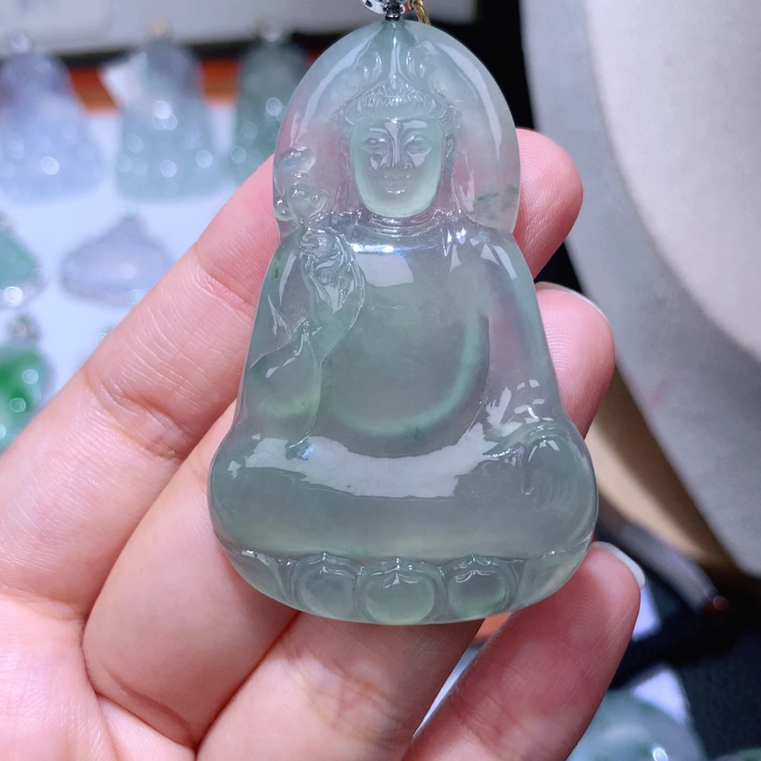 颈饰18K金镶嵌翡翠素衣