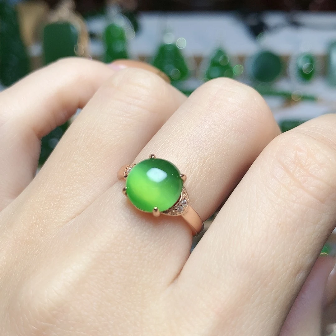 未镶嵌戒指和田玉（碧玉）