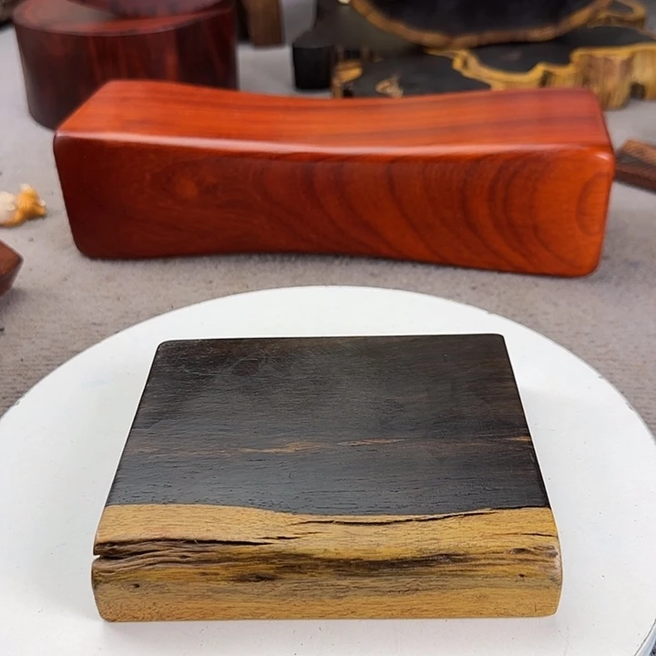 大果紫檀（缅甸花梨）一**翔