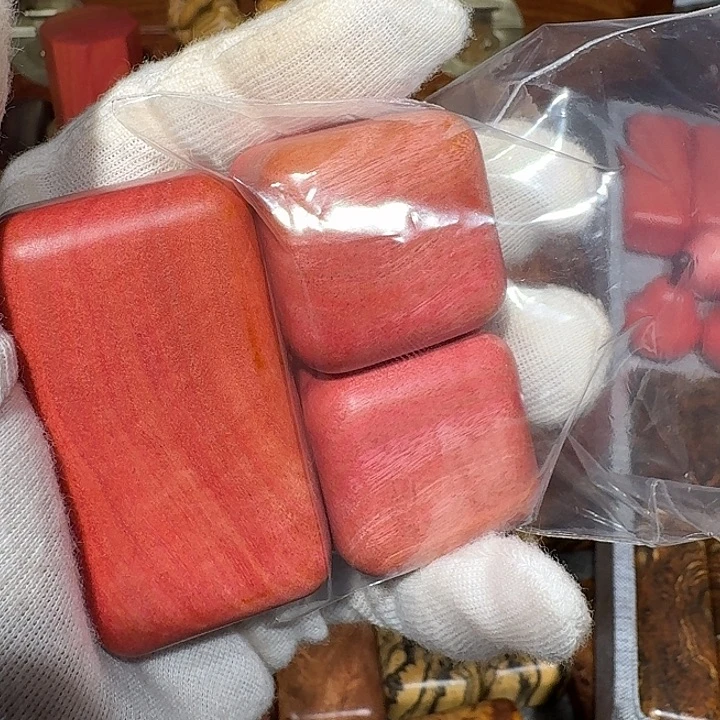 P***H成套家具紫檀木类粉象