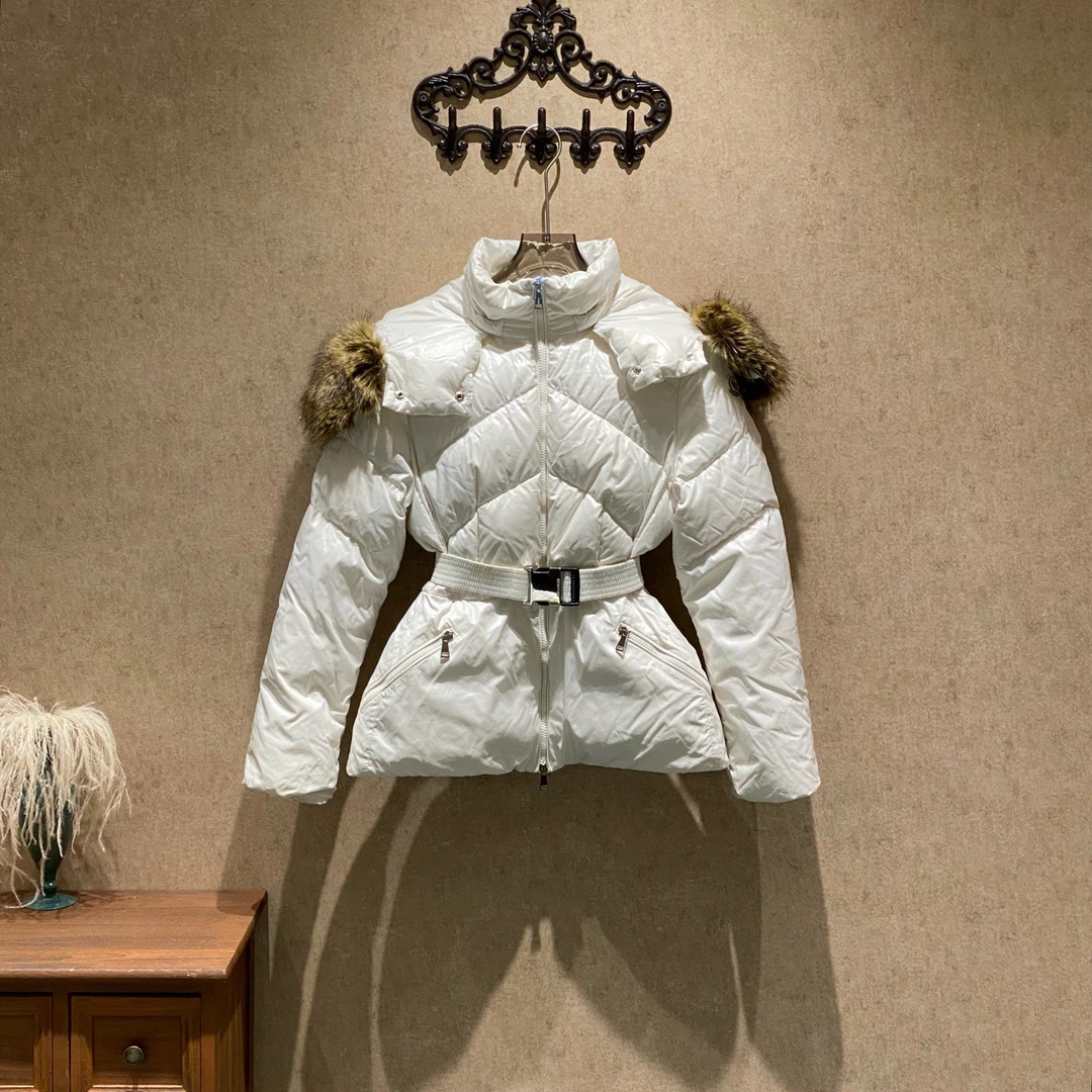 99新 MONCLER 白色刺绣徽标logo羽绒服/1码/99新/JM37687