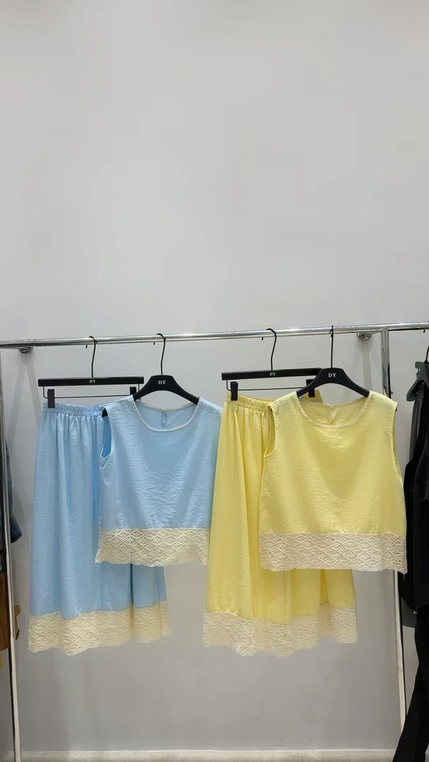 【七月】清货蕾丝拼接套装裙女2025新款背心甜美洋气