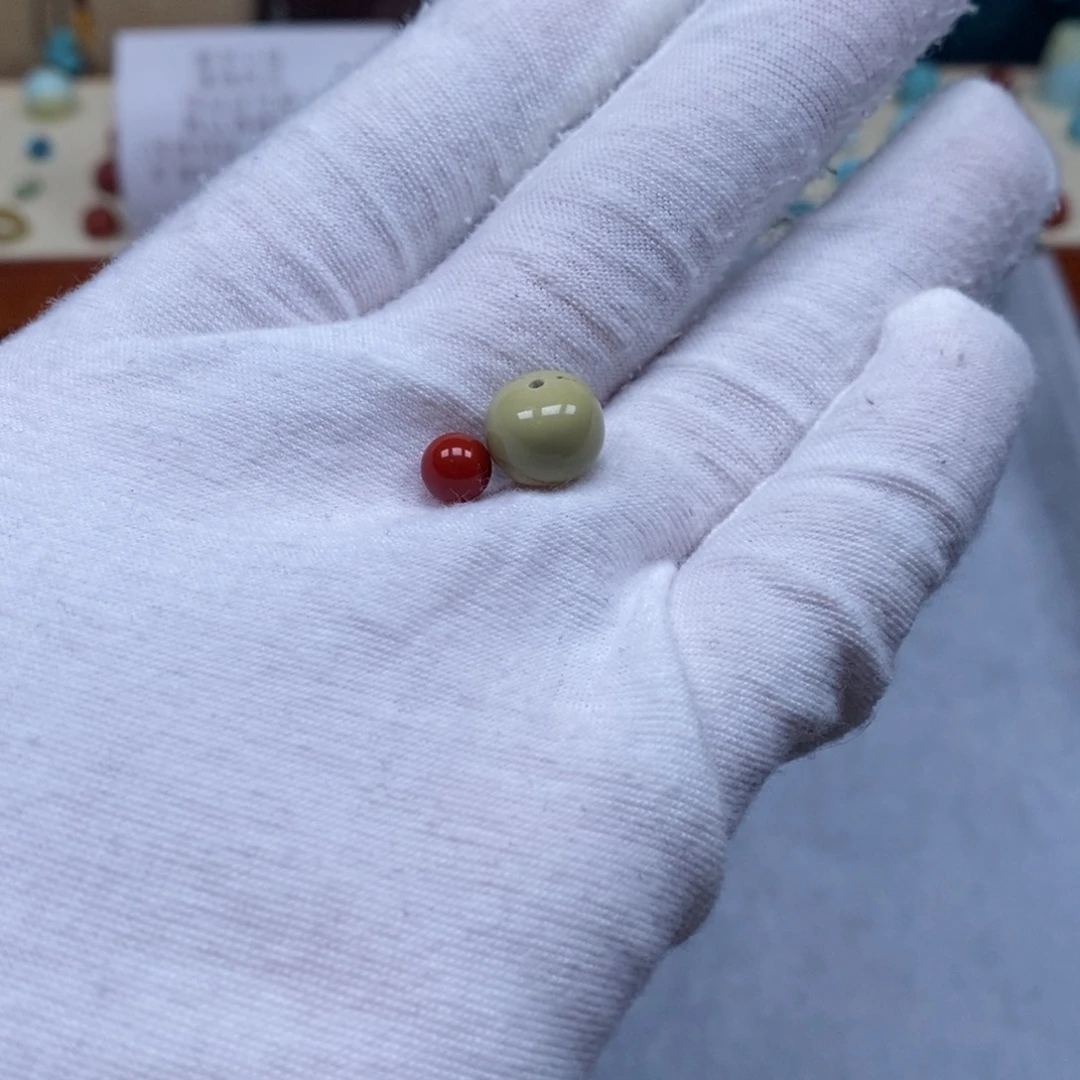南红玛瑙配饰未镶嵌