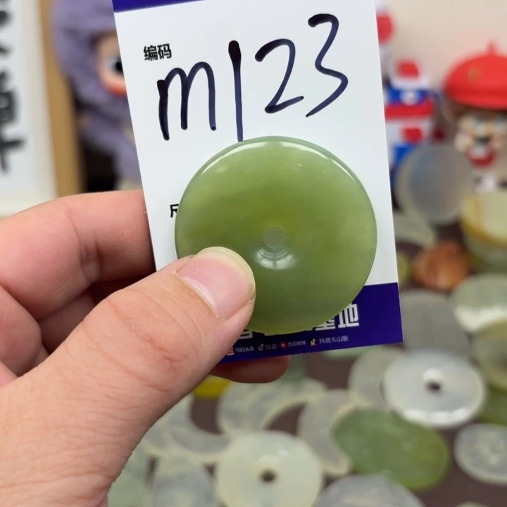 未镶嵌蛇纹石玉手镯123