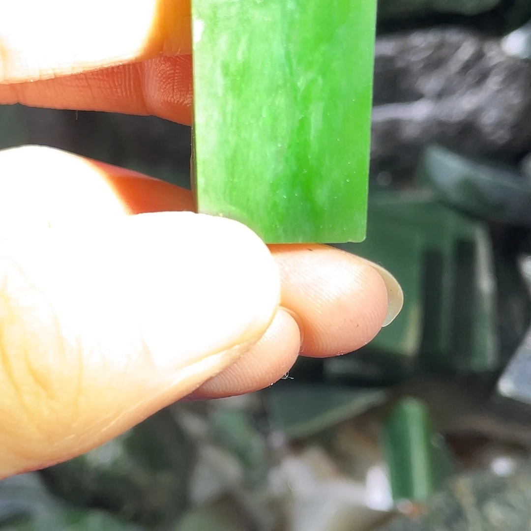 定制和田玉未镶嵌和田玉定制