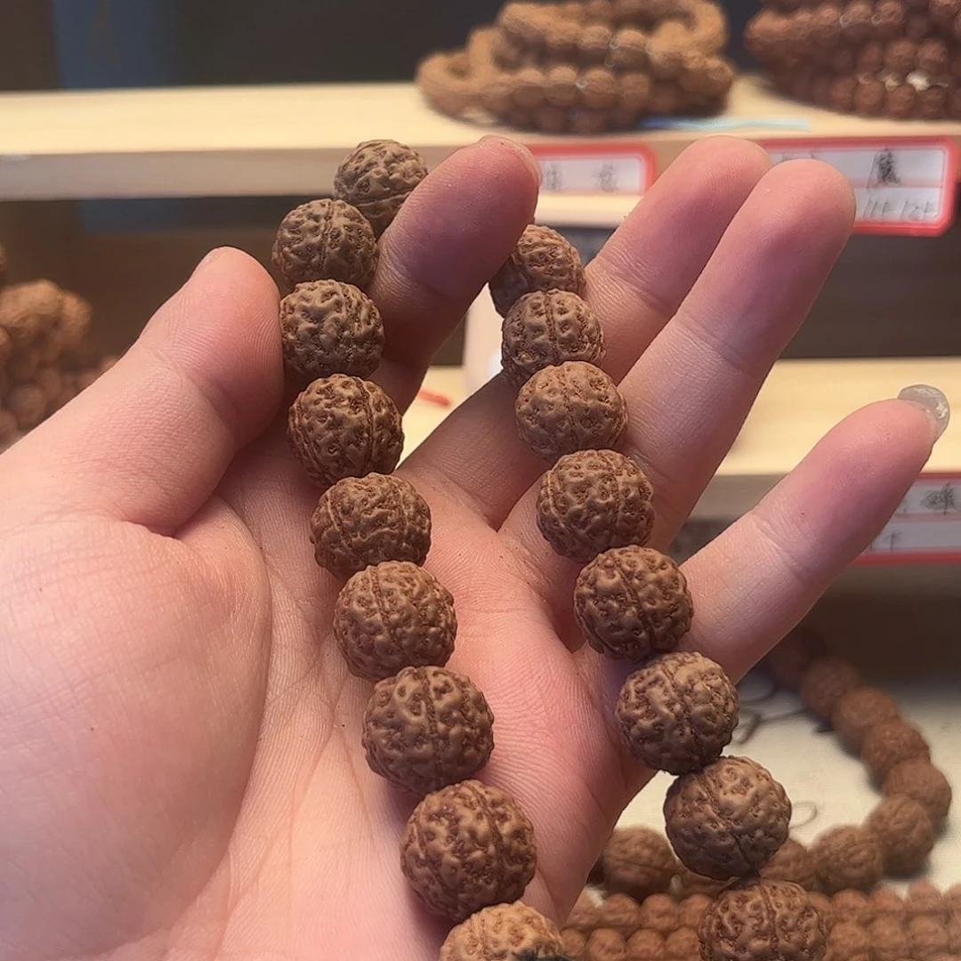 雨***爸吊坠金刚菩提跳跳龙微瑕