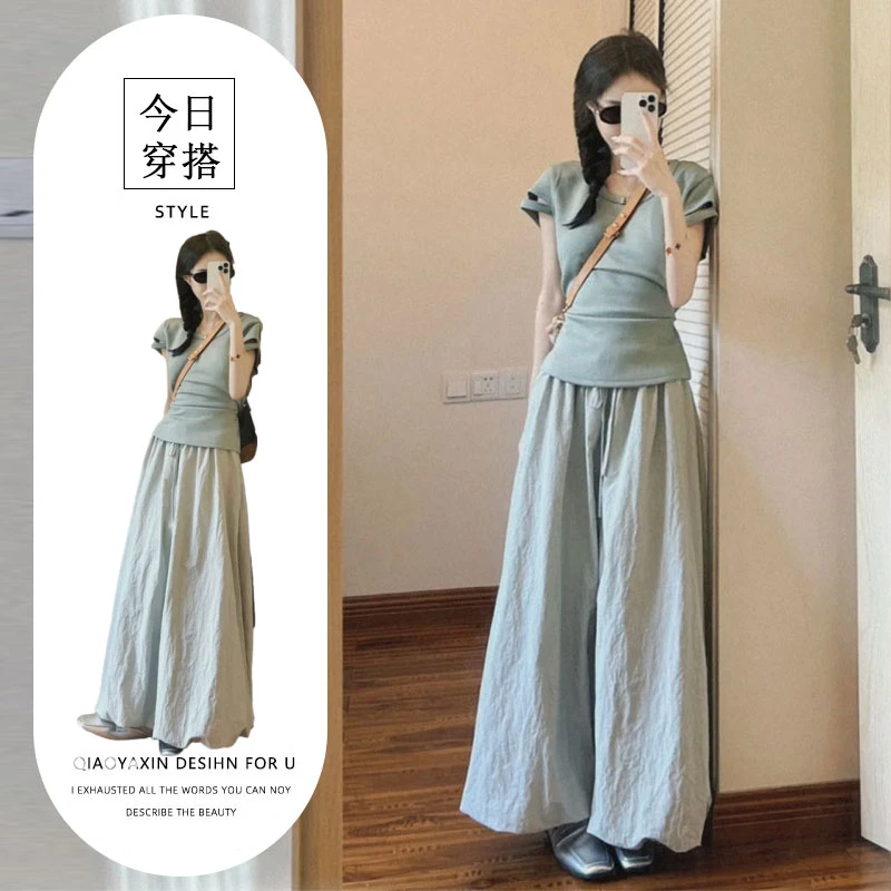 减龄搭配一整套女夏装独特漂亮韩风chic短袖T恤高腰半身裙两件套