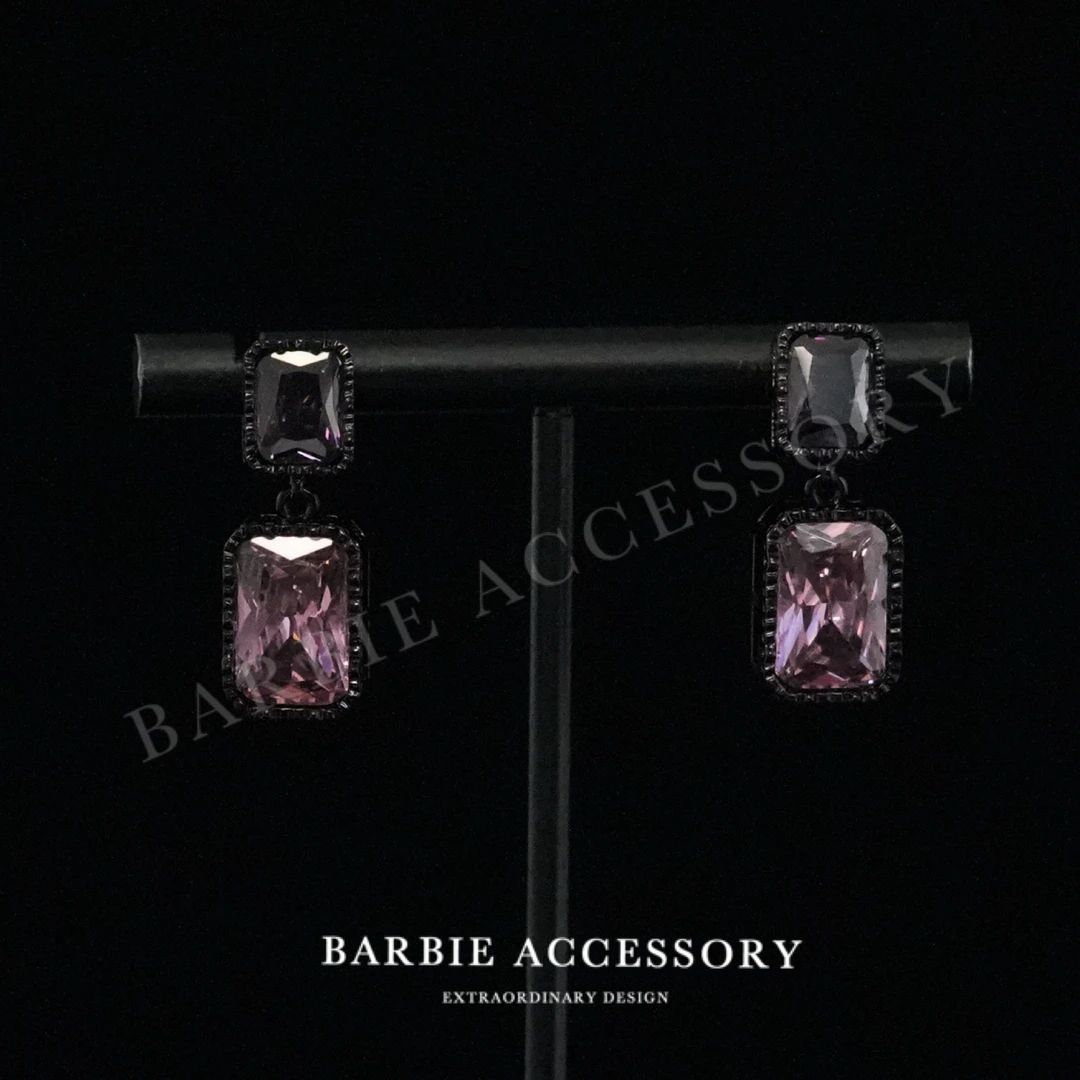 铜合金合成锆石耳饰 【闪之方镜】轻奢设计款百搭耳环